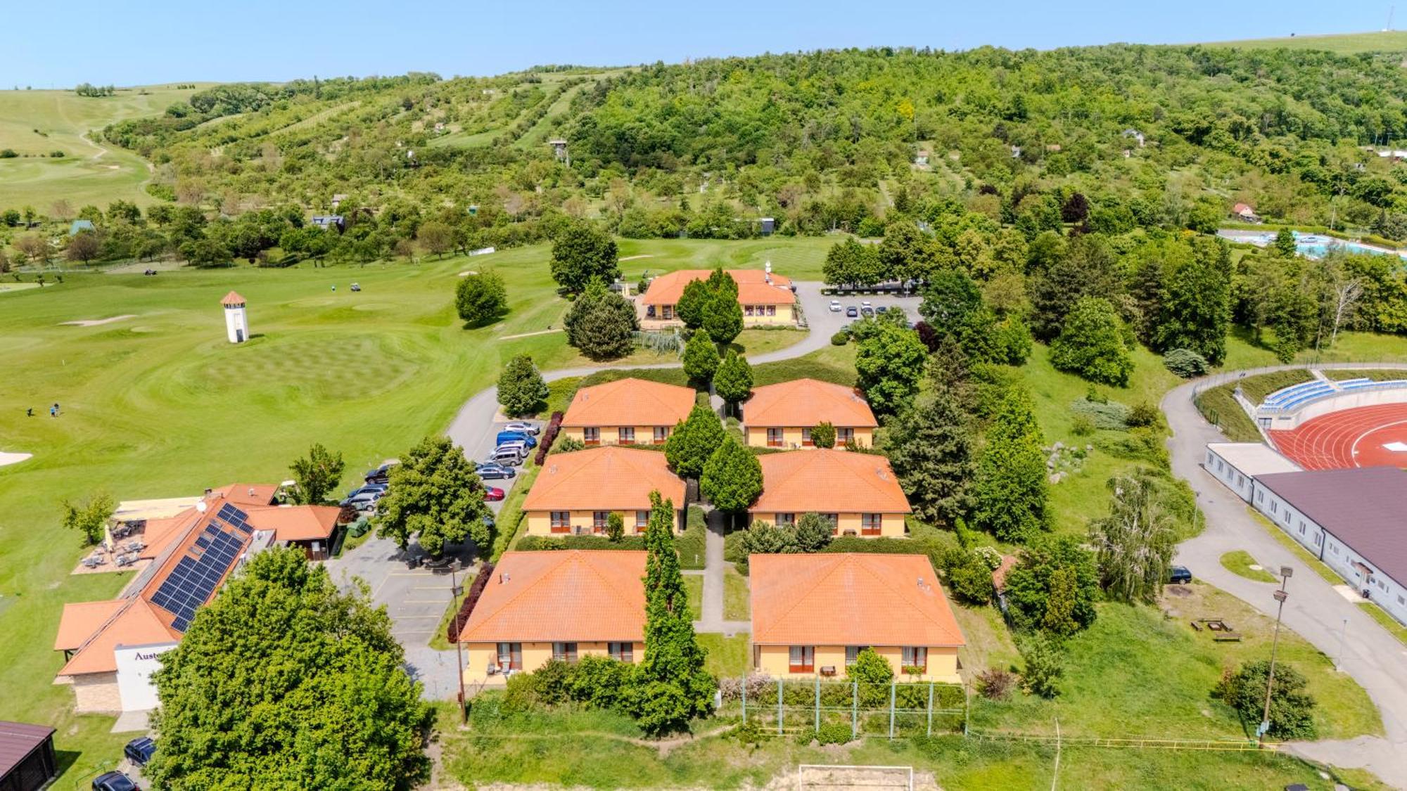 Golf Hotel Austerlitz ภายนอก รูปภาพ